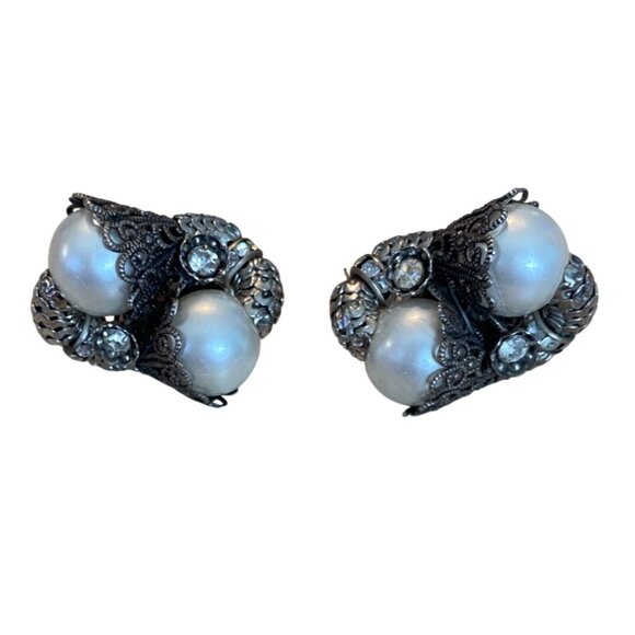 Vintage Napier Silver Tone Clip-On Earrings With Faux Pearls & Rhinestones - Picture 10 of 10